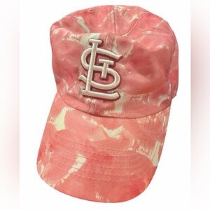 MBL St. Louis Cardinals baseball cap
Custom bleach dyed
Adjustable
Pink tie-dye